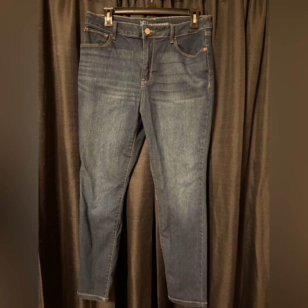 Size 13 No Boundaries Jegging